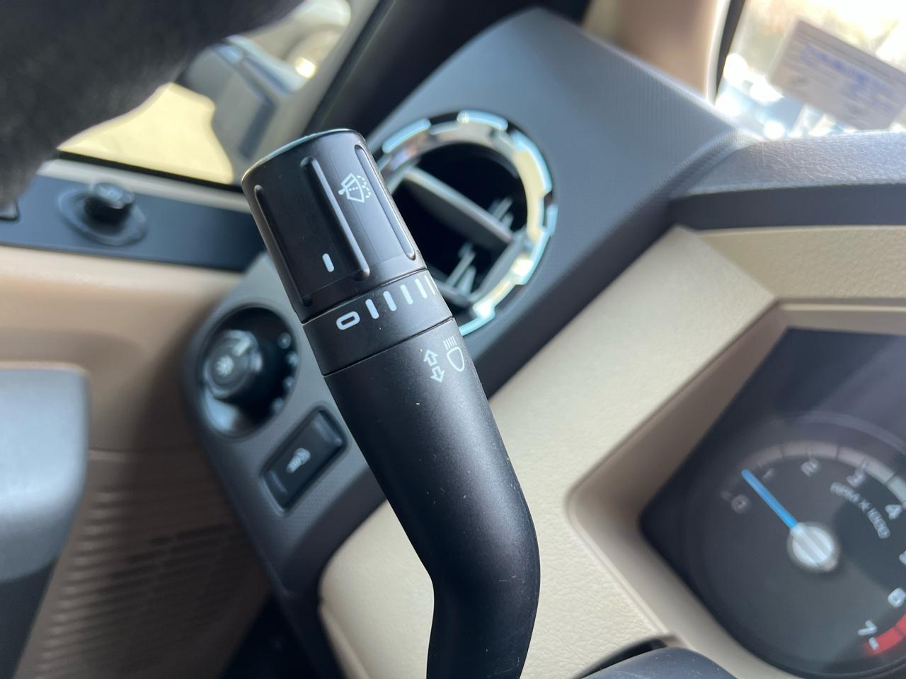 Ford F-250 SD XLT SuperCab 4WD 2013