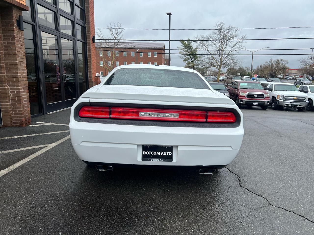 Dodge Challenger R/T 2012