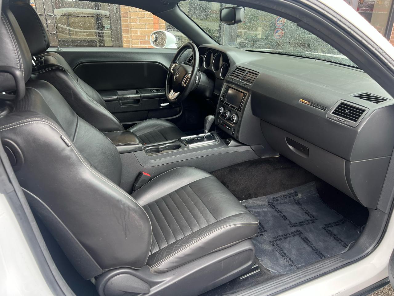 Dodge Challenger R/T 2012