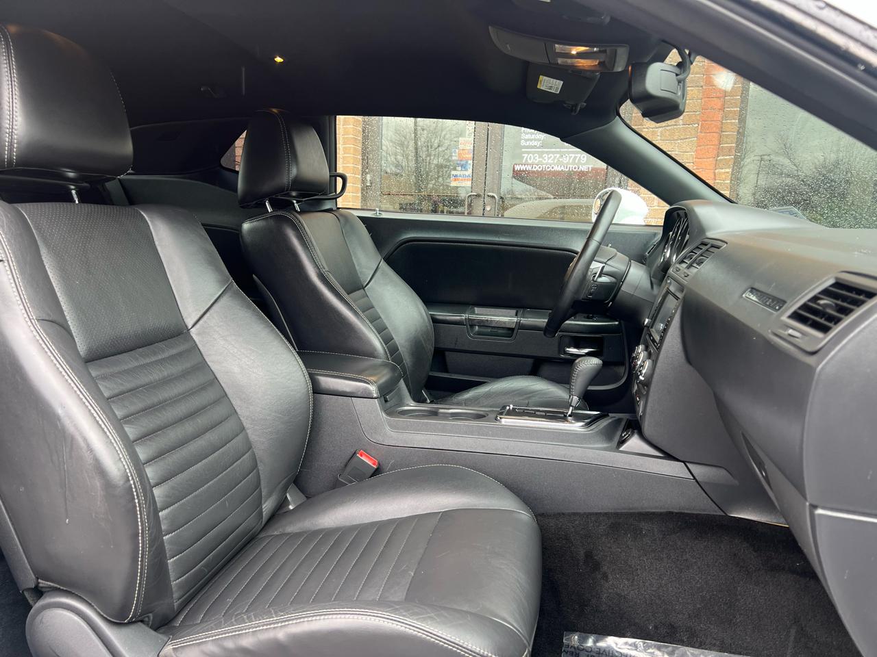 Dodge Challenger R/T 2012