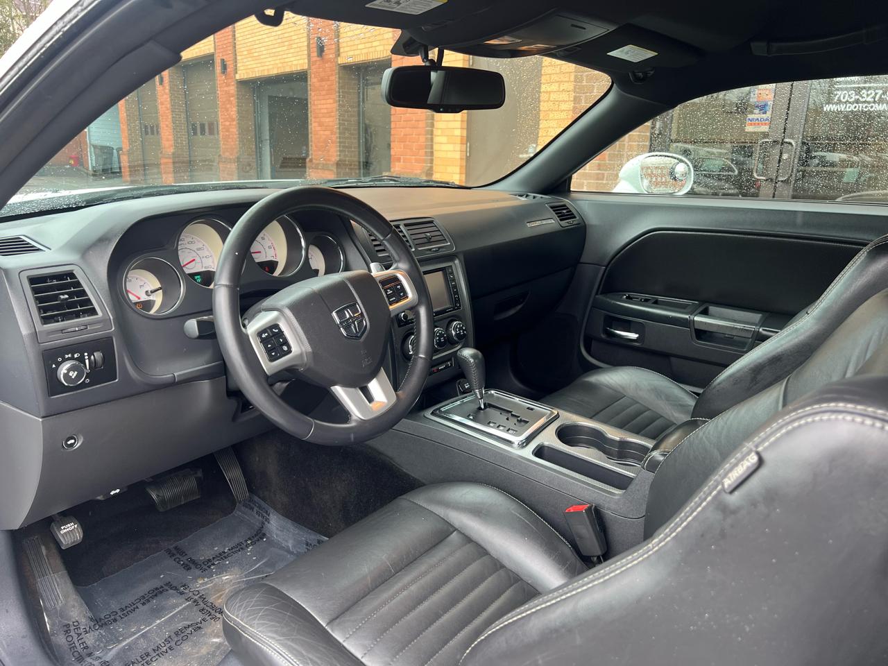 Dodge Challenger R/T 2012