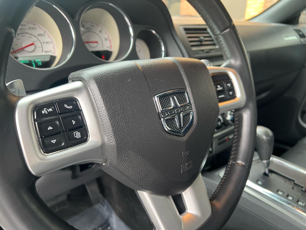 Dodge Challenger R/T 2012