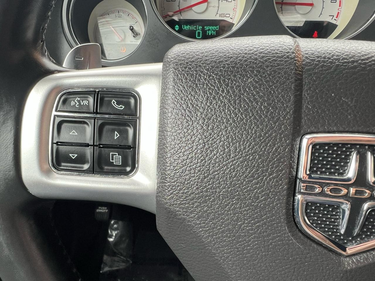 Dodge Challenger R/T 2012