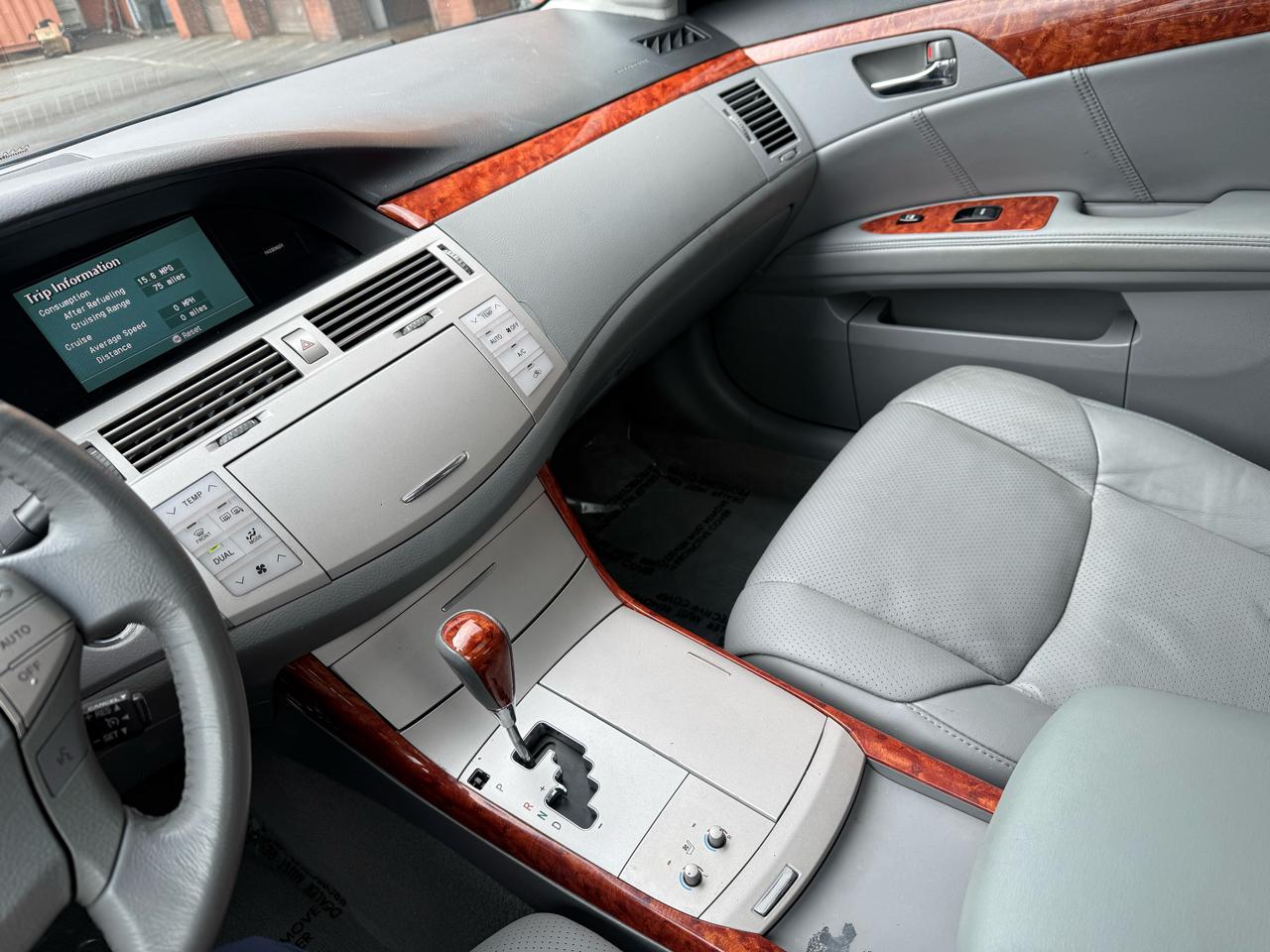 Toyota Avalon Limited 2007