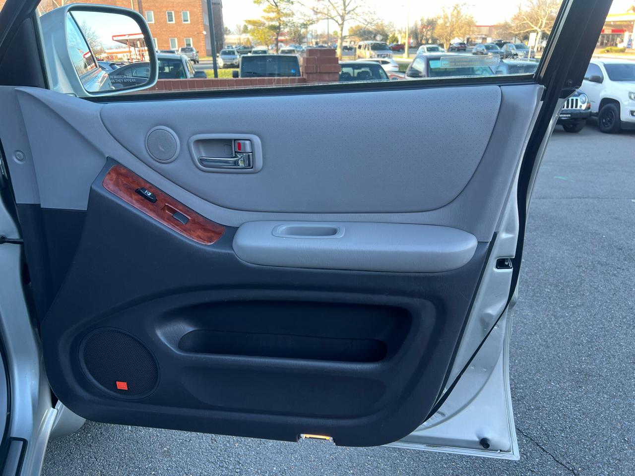 Toyota Highlander Hybrid Limited 4WD 2006