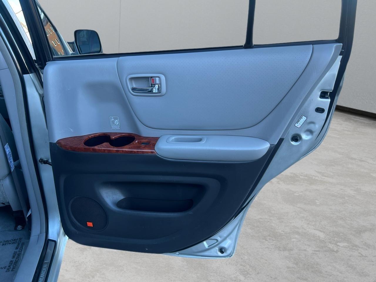 Toyota Highlander Hybrid Limited 4WD 2006