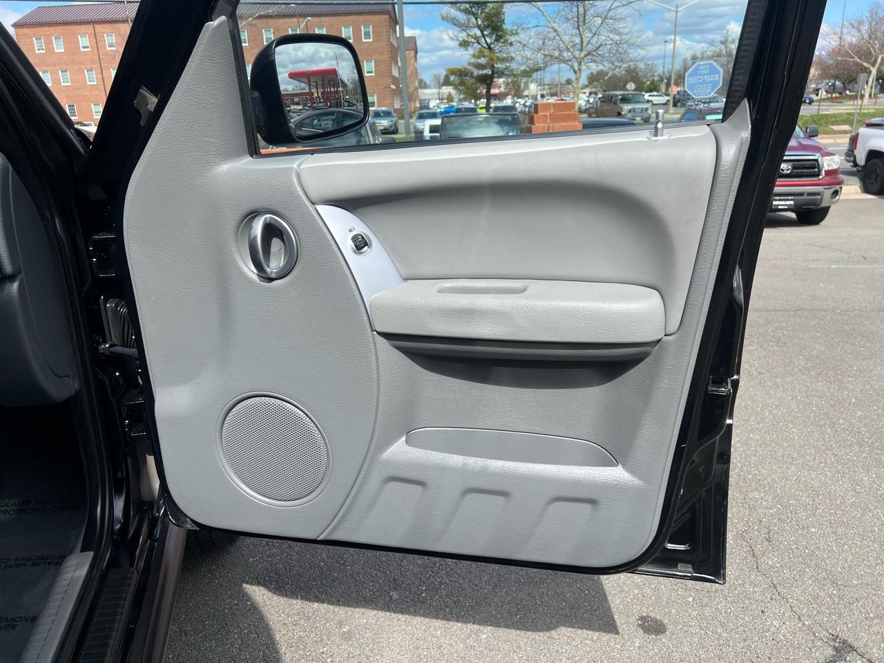 Jeep Liberty Limited 4WD 2005