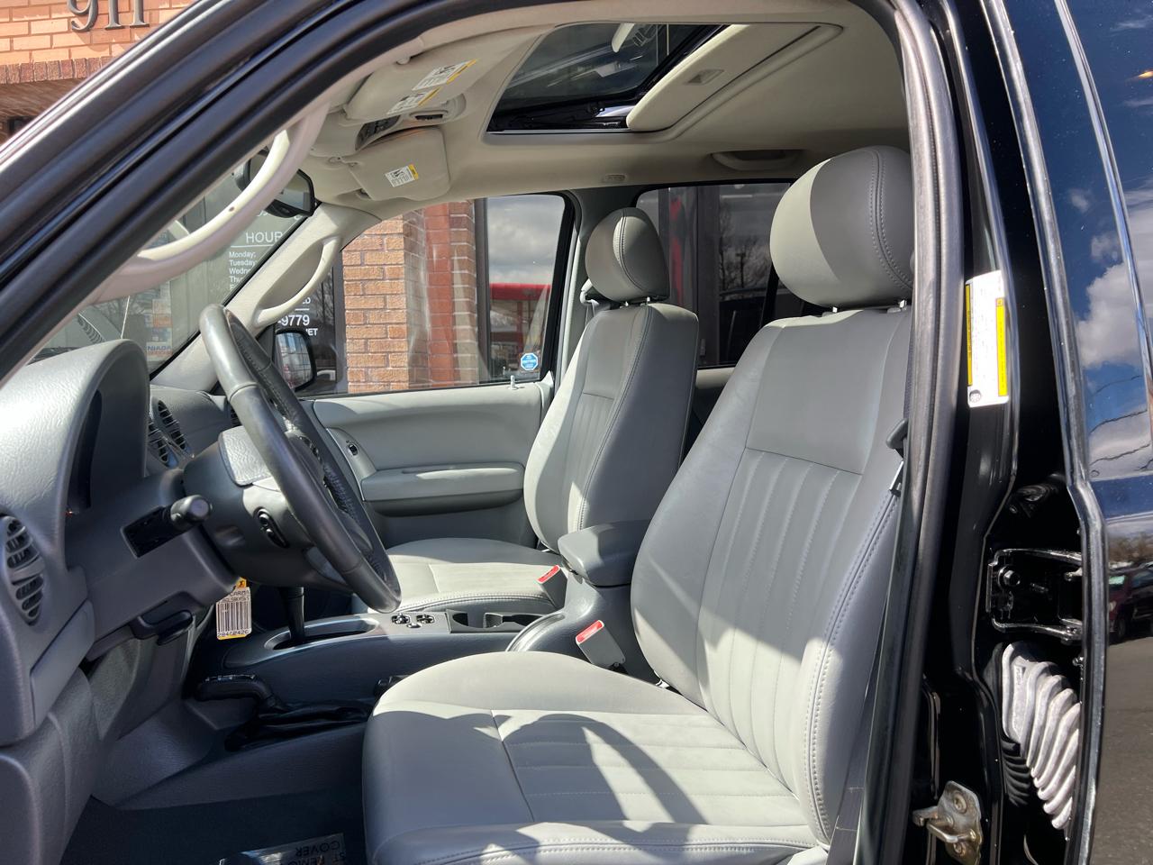 Jeep Liberty Limited 4WD 2005