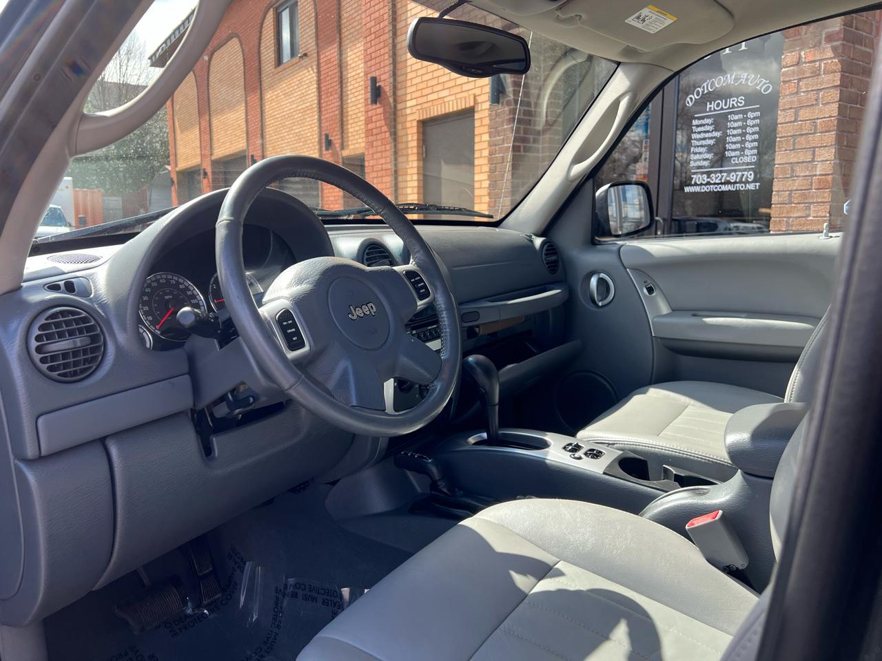 Jeep Liberty Limited 4WD 2005