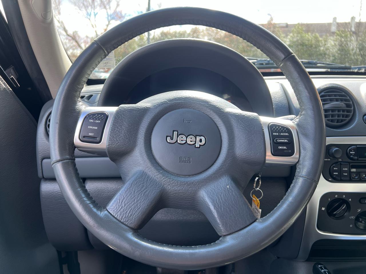 Jeep Liberty Limited 4WD 2005