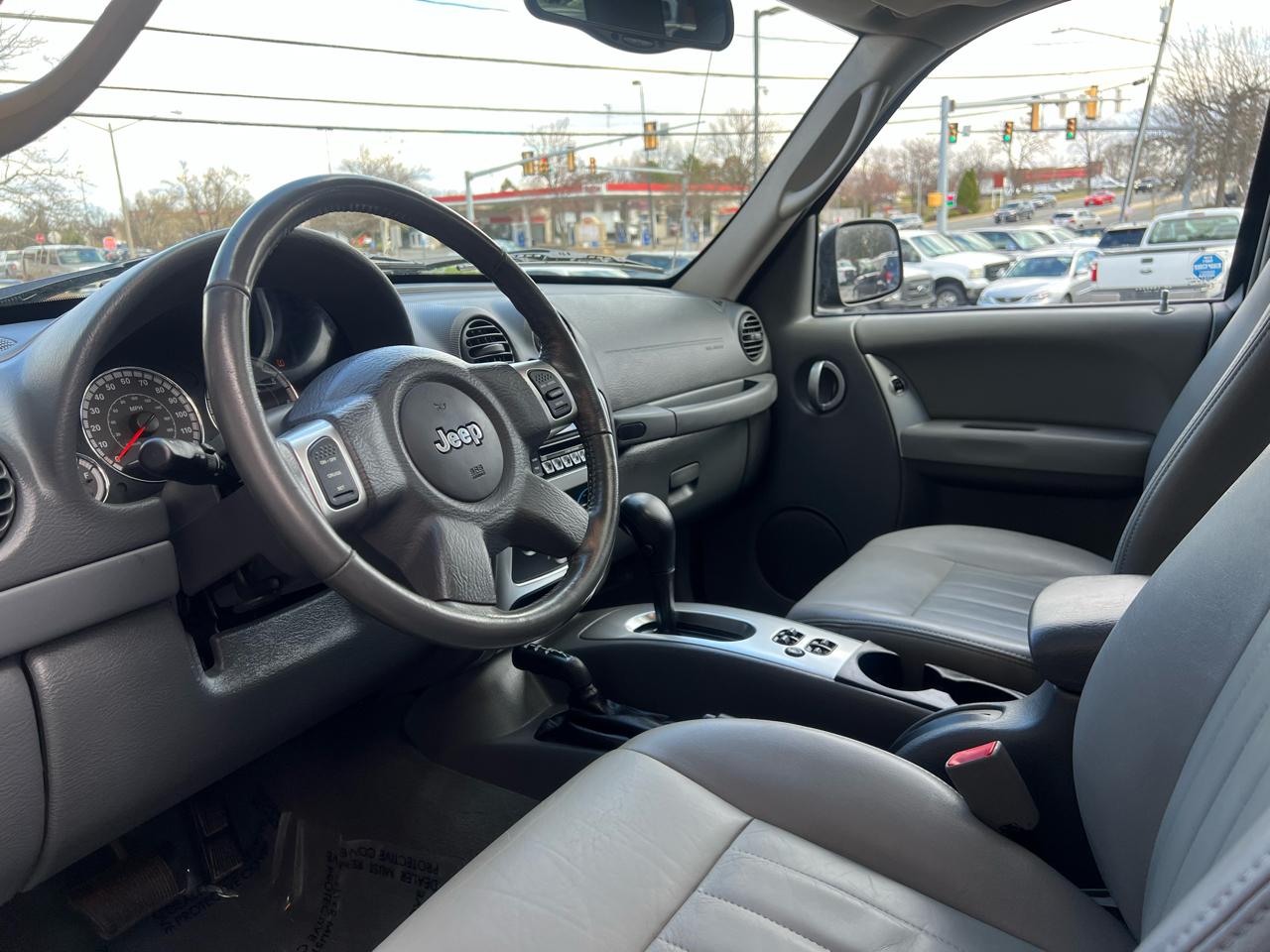 Jeep Liberty Limited 4WD 2005