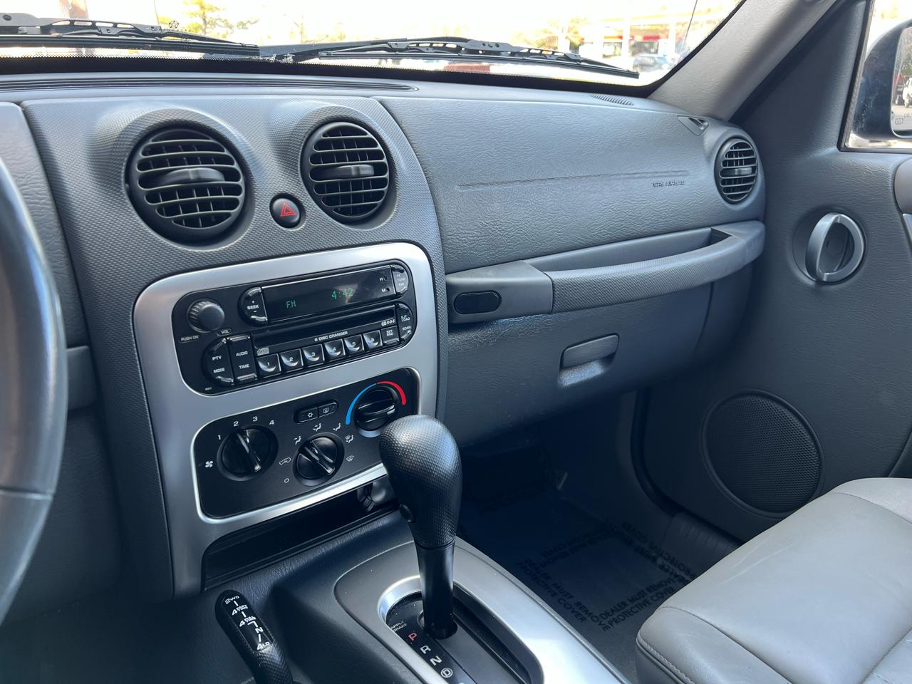 Jeep Liberty Limited 4WD 2005