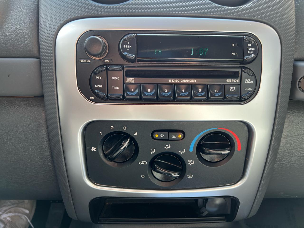 Jeep Liberty Limited 4WD 2005