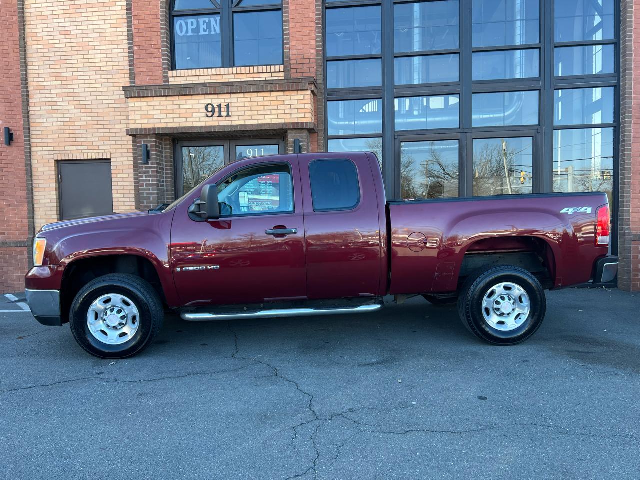 GMC Sierra 2500HD SLE Ext. Cab Long Box 4WD 2009