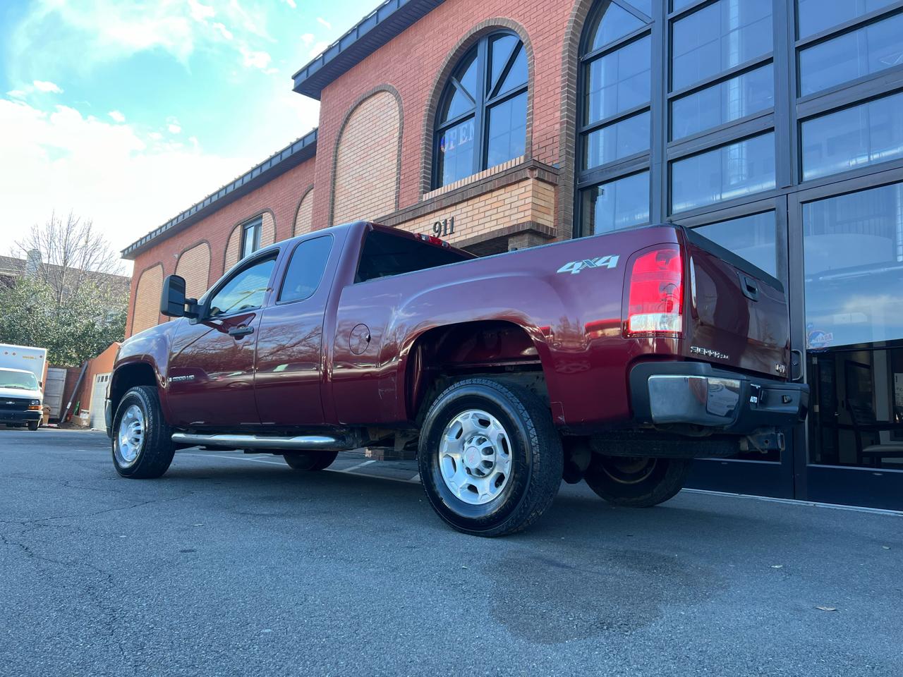 GMC Sierra 2500HD SLE Ext. Cab Long Box 4WD 2009