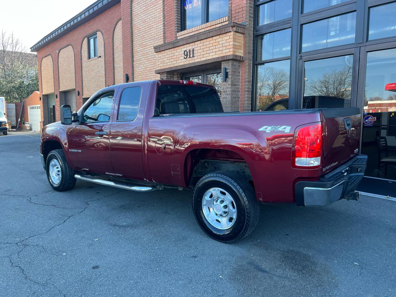 GMC Sierra 2500HD SLE Ext. Cab Long Box 4WD 2009