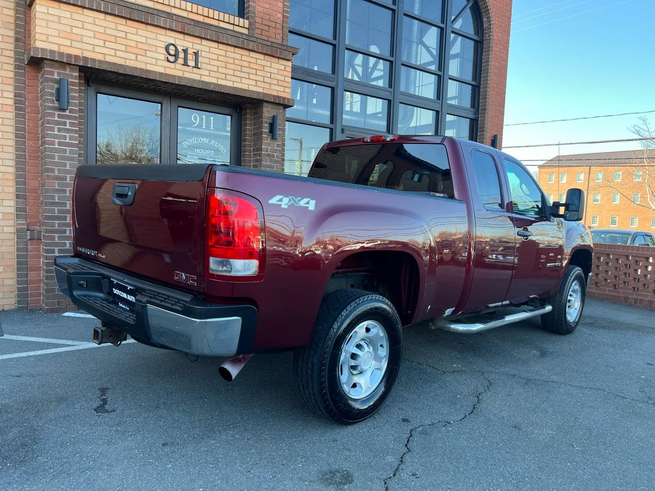 GMC Sierra 2500HD SLE Ext. Cab Long Box 4WD 2009