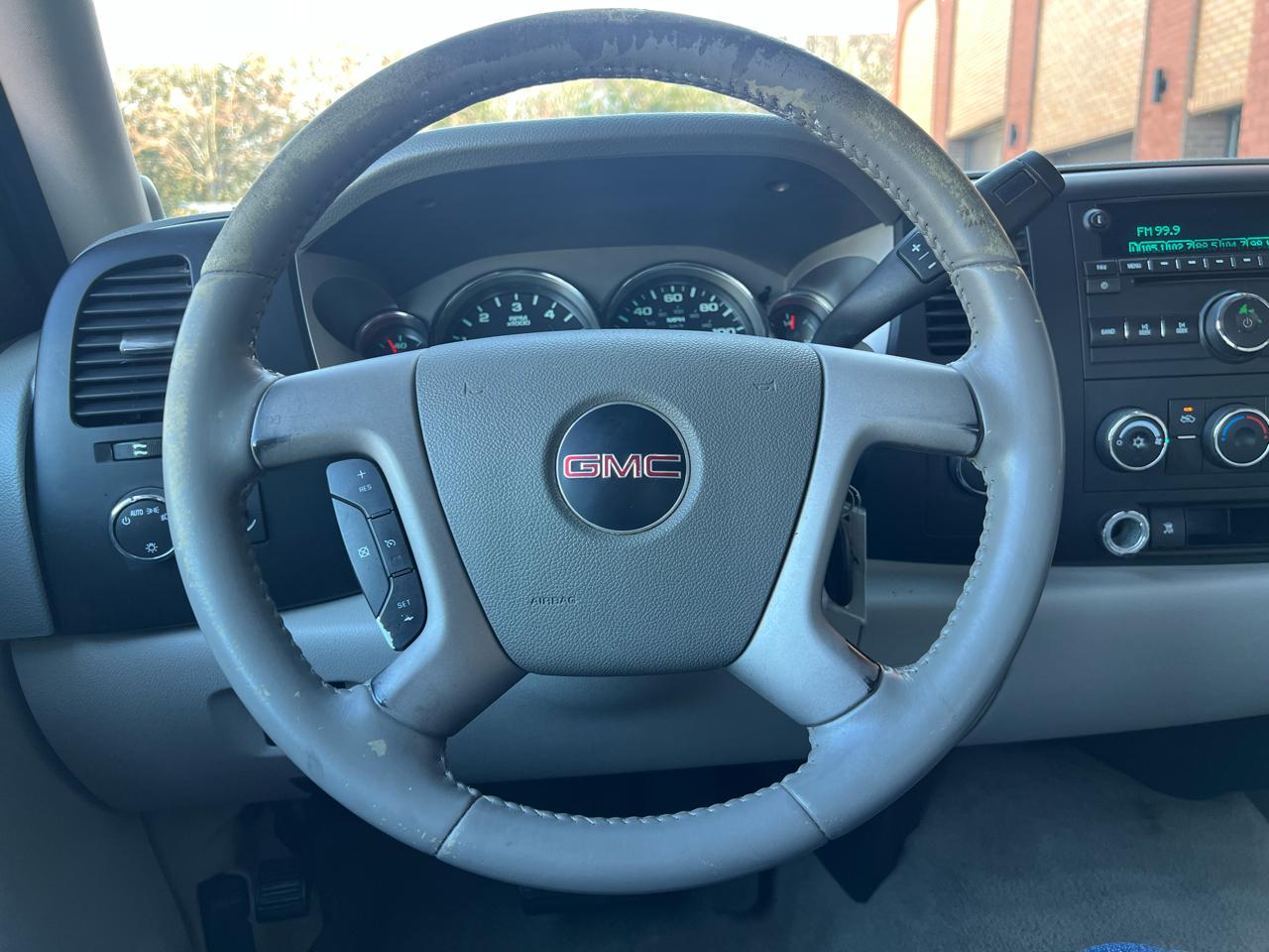 GMC Sierra 2500HD SLE Ext. Cab Long Box 4WD 2009