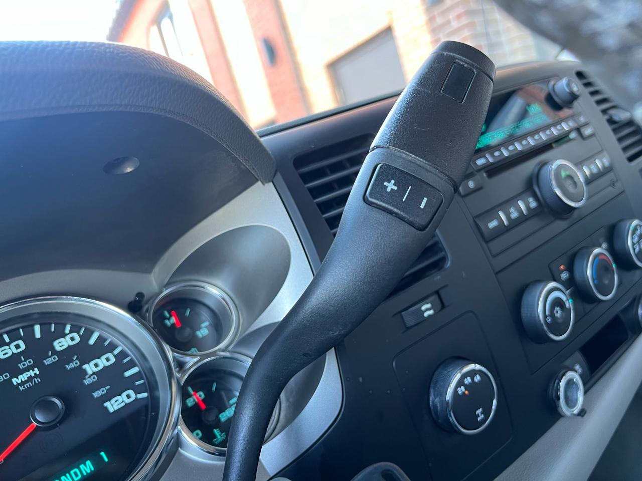 GMC Sierra 2500HD SLE Ext. Cab Long Box 4WD 2009