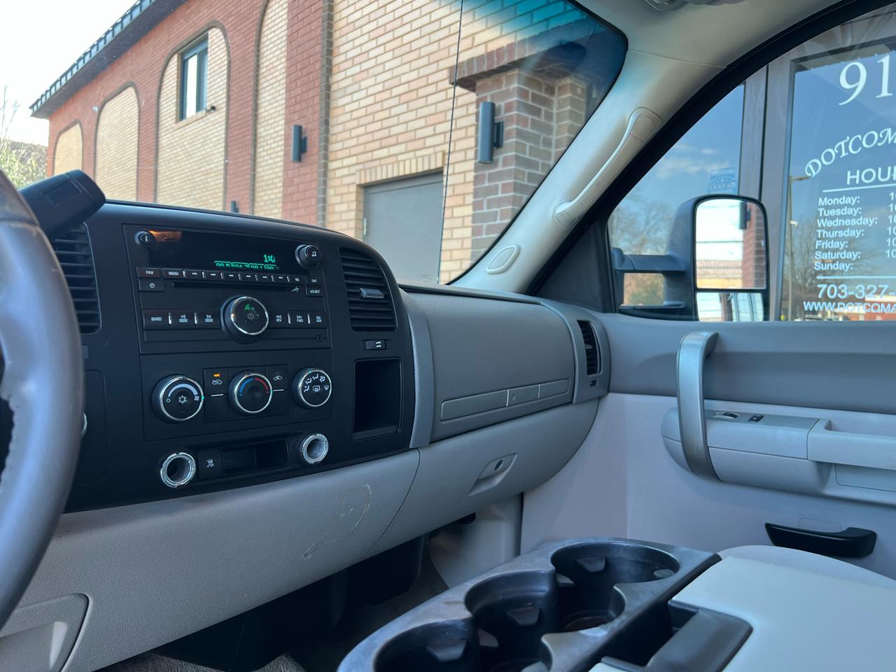 GMC Sierra 2500HD SLE Ext. Cab Long Box 4WD 2009