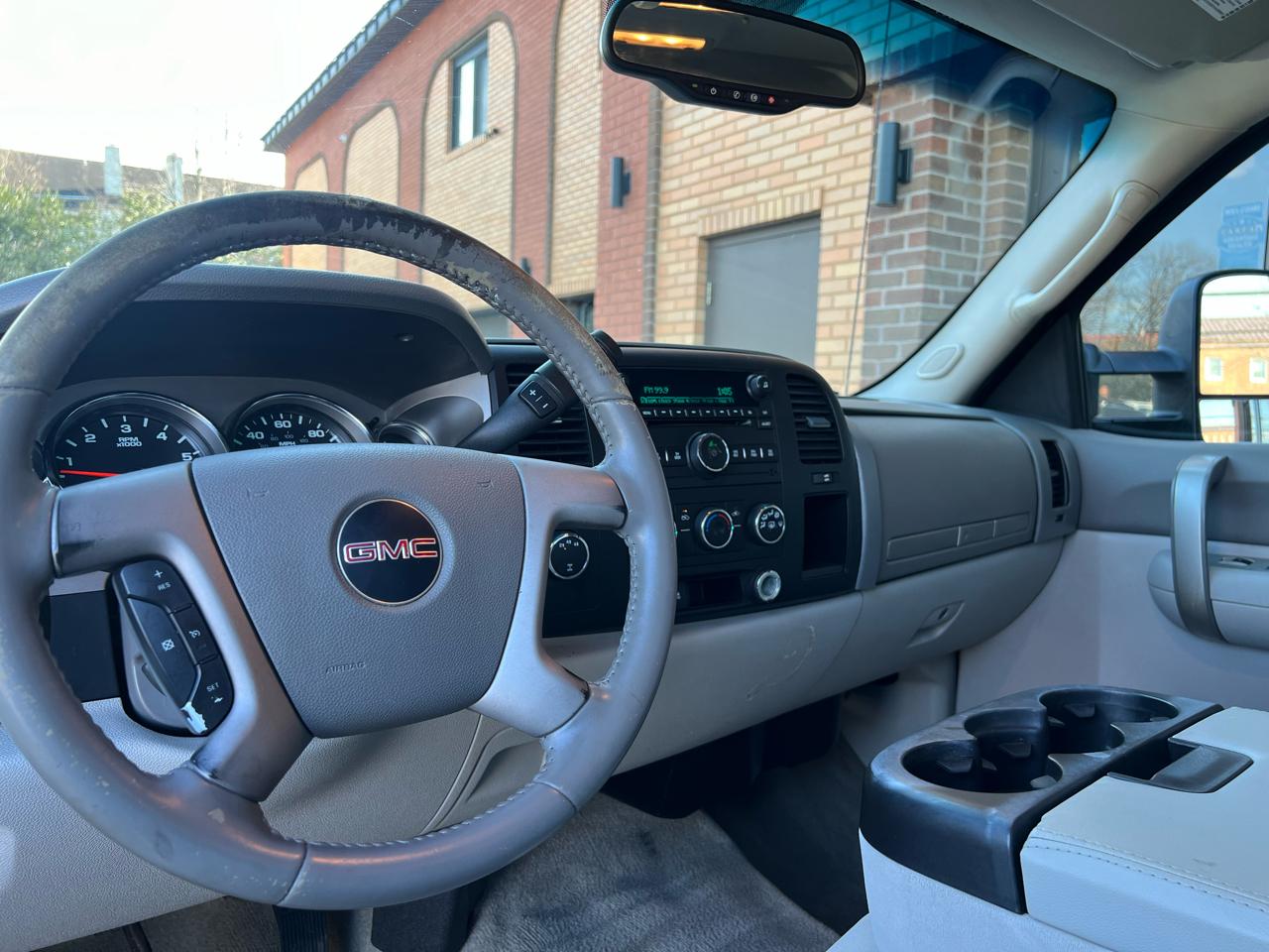 GMC Sierra 2500HD SLE Ext. Cab Long Box 4WD 2009