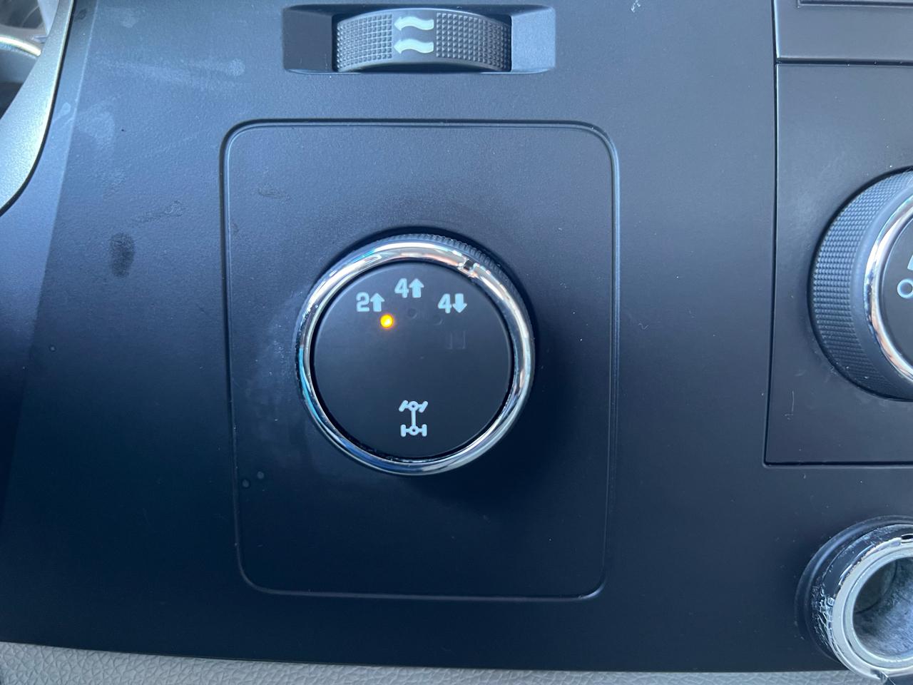 GMC Sierra 2500HD SLE Ext. Cab Long Box 4WD 2009