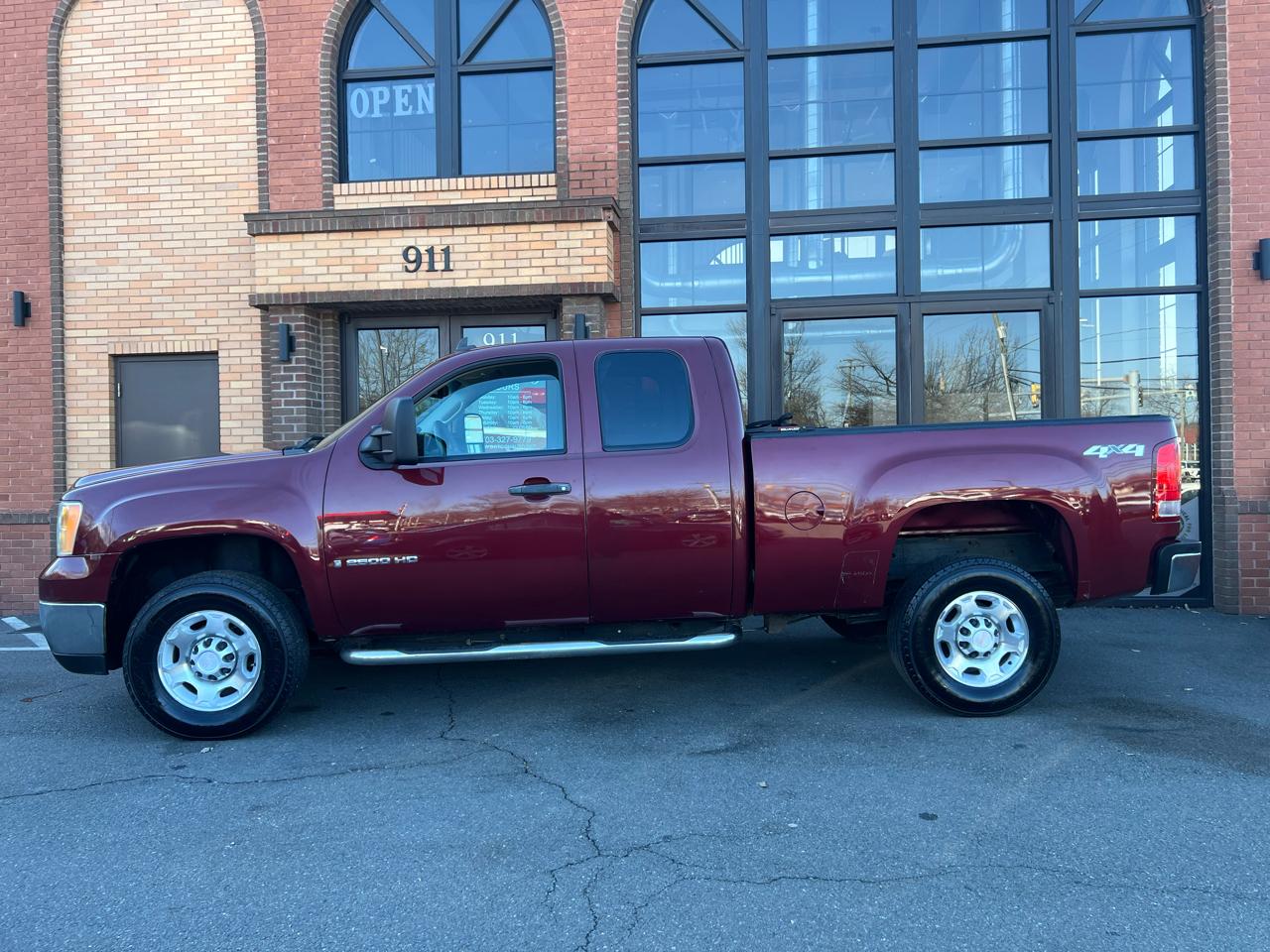 GMC Sierra 2500HD SLE Ext. Cab Long Box 4WD 2009
