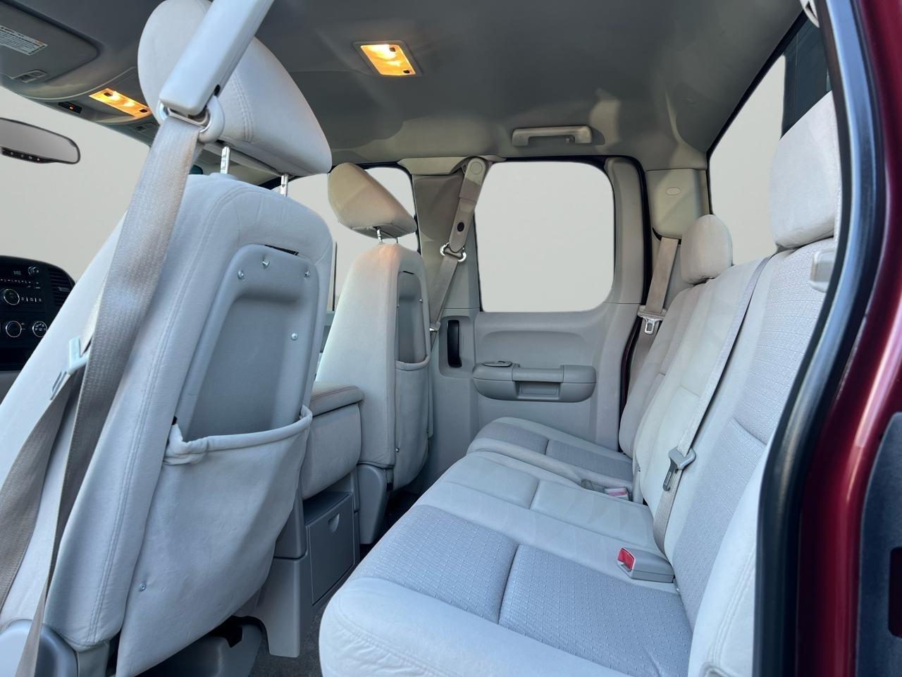 GMC Sierra 2500HD SLE Ext. Cab Long Box 4WD 2009