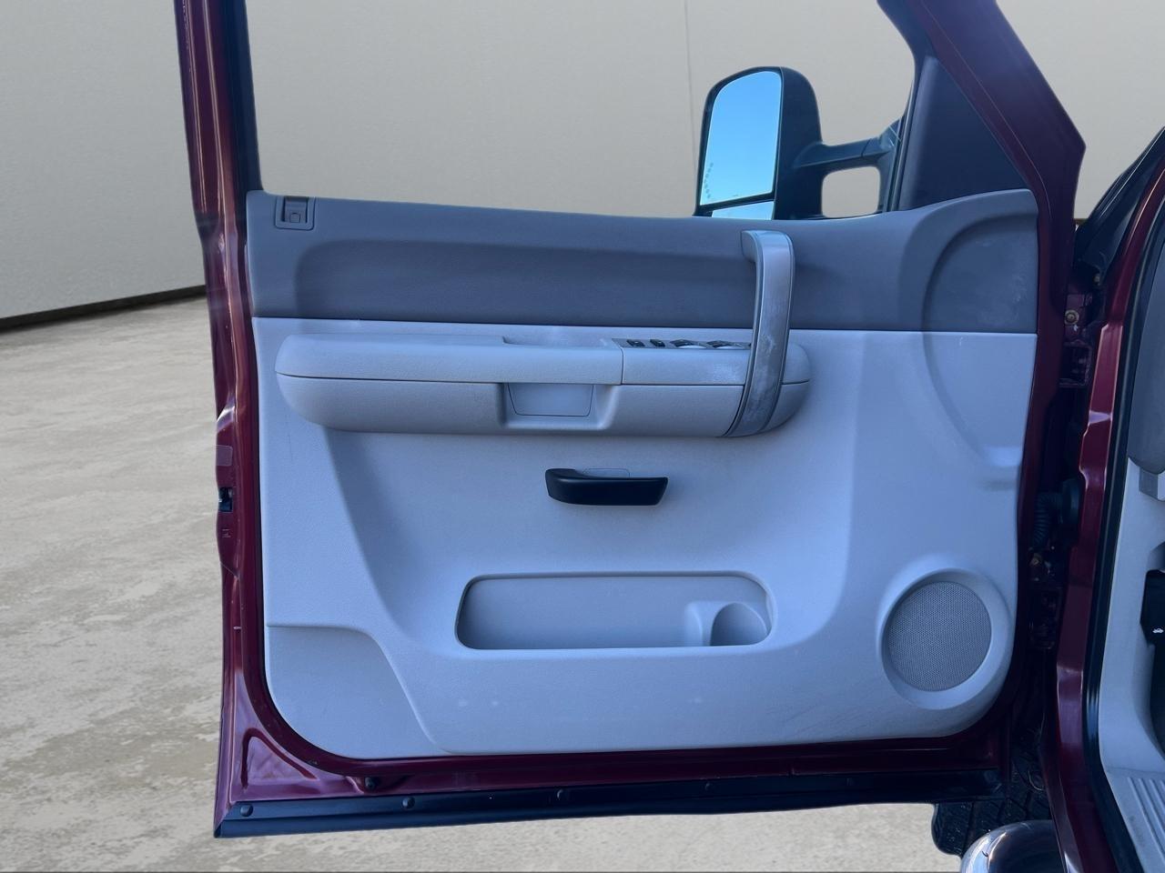 GMC Sierra 2500HD SLE Ext. Cab Long Box 4WD 2009