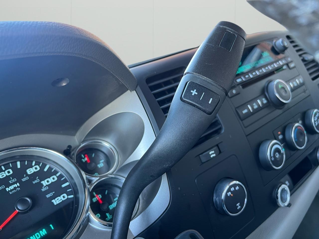 GMC Sierra 2500HD SLE Ext. Cab Long Box 4WD 2009