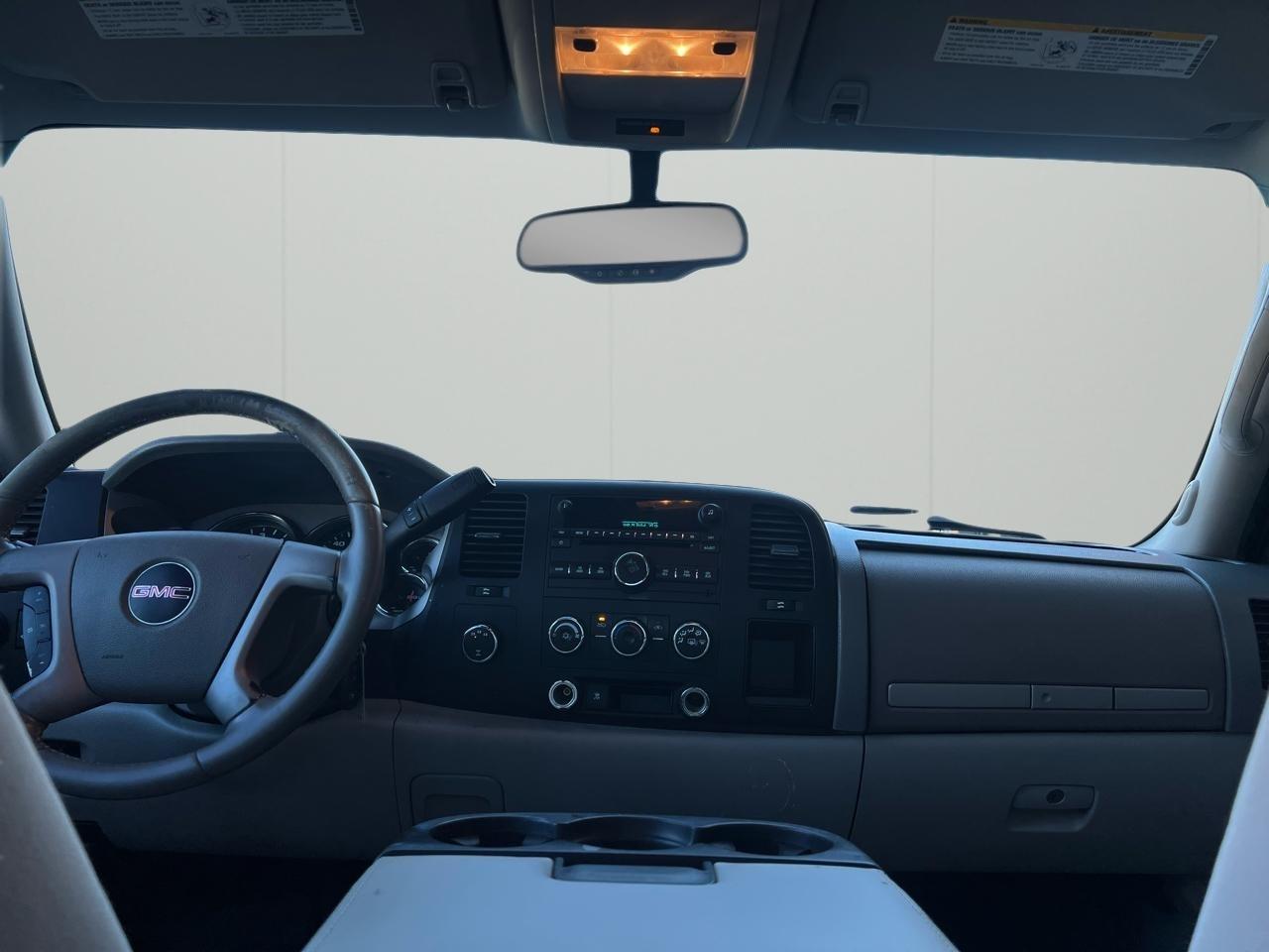 GMC Sierra 2500HD SLE Ext. Cab Long Box 4WD 2009