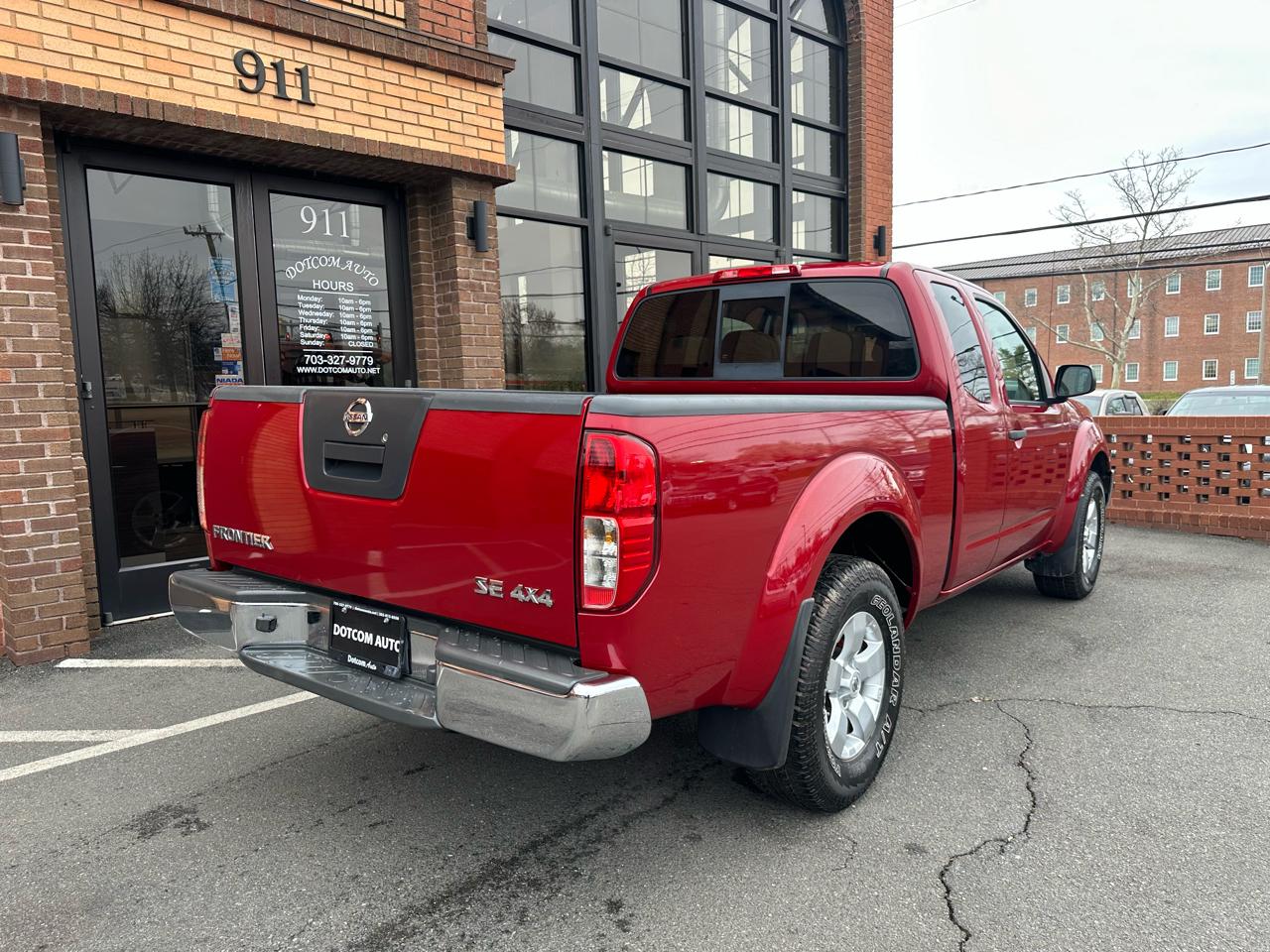 Nissan Frontier LE King Cab 4WD 2009
