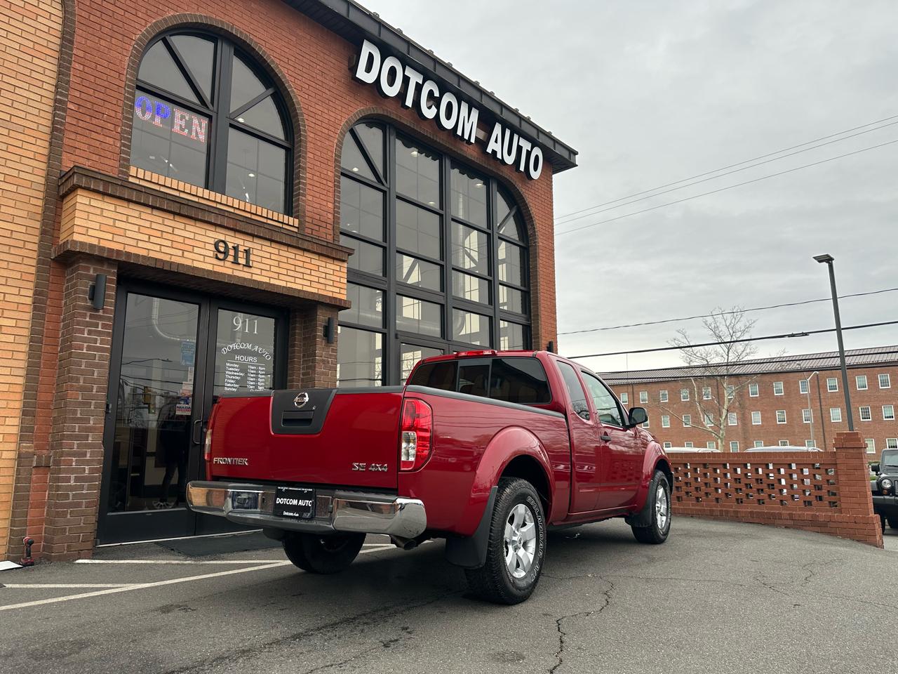 Nissan Frontier LE King Cab 4WD 2009
