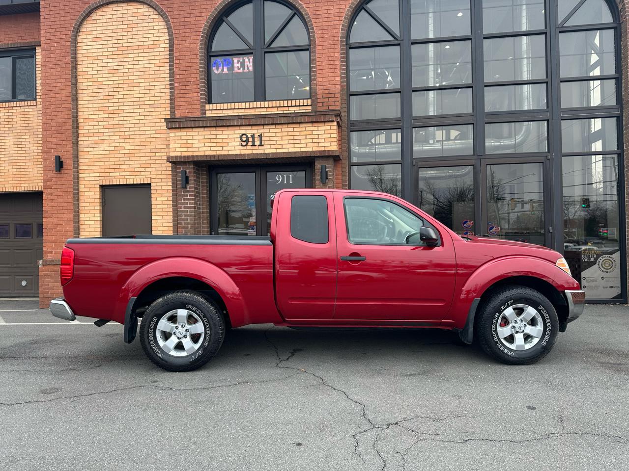 Nissan Frontier LE King Cab 4WD 2009