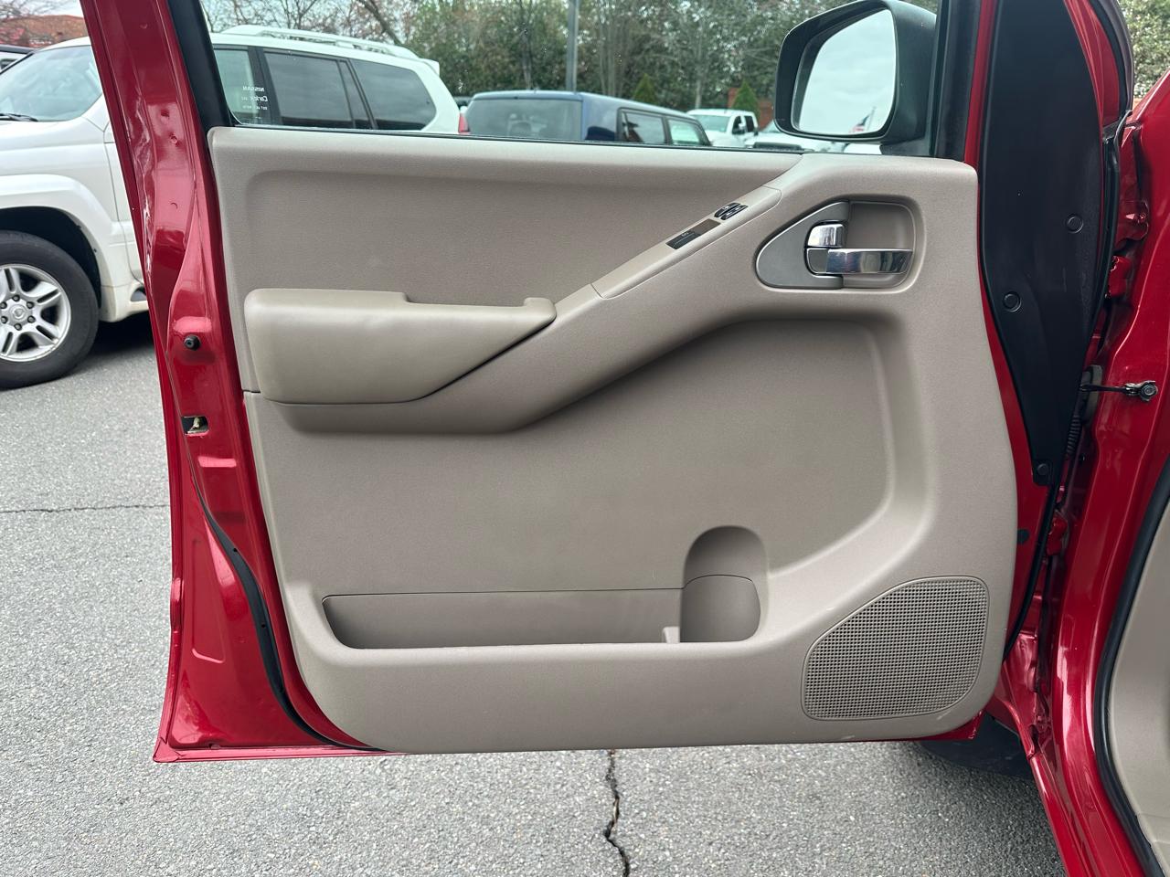 Nissan Frontier LE King Cab 4WD 2009