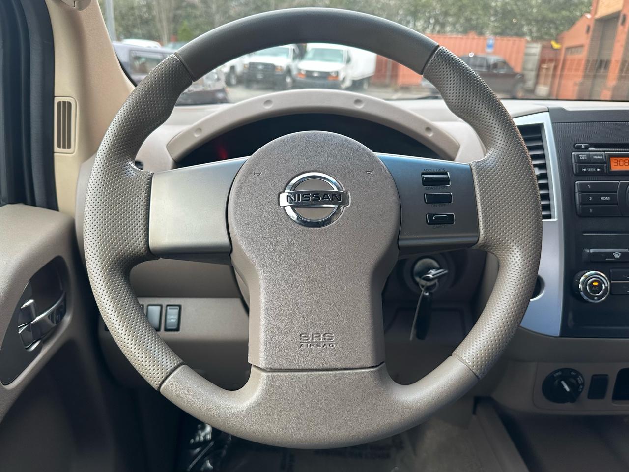 Nissan Frontier LE King Cab 4WD 2009