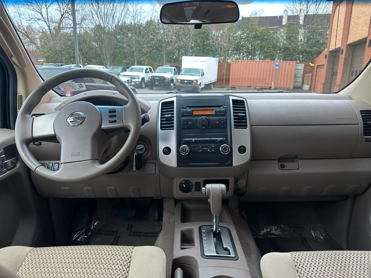 Nissan Frontier LE King Cab 4WD 2009