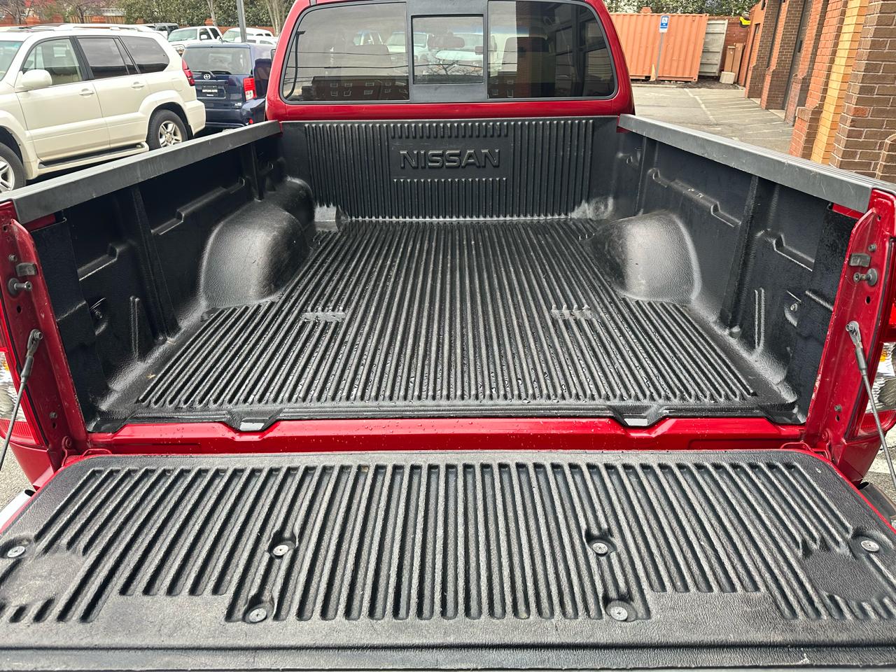 Nissan Frontier LE King Cab 4WD 2009