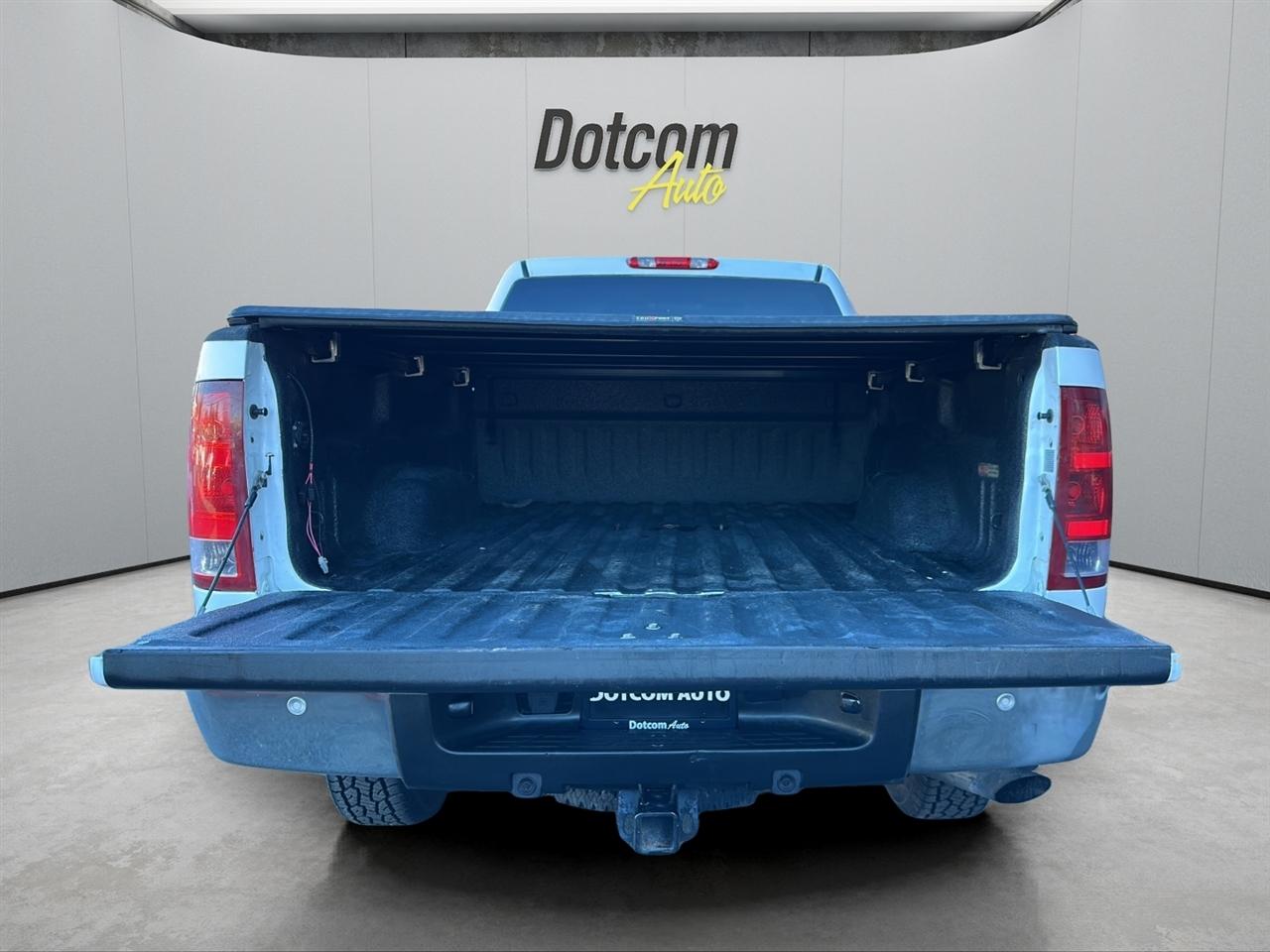 GMC Sierra 2500HD SLT Crew Cab 4WD 2010