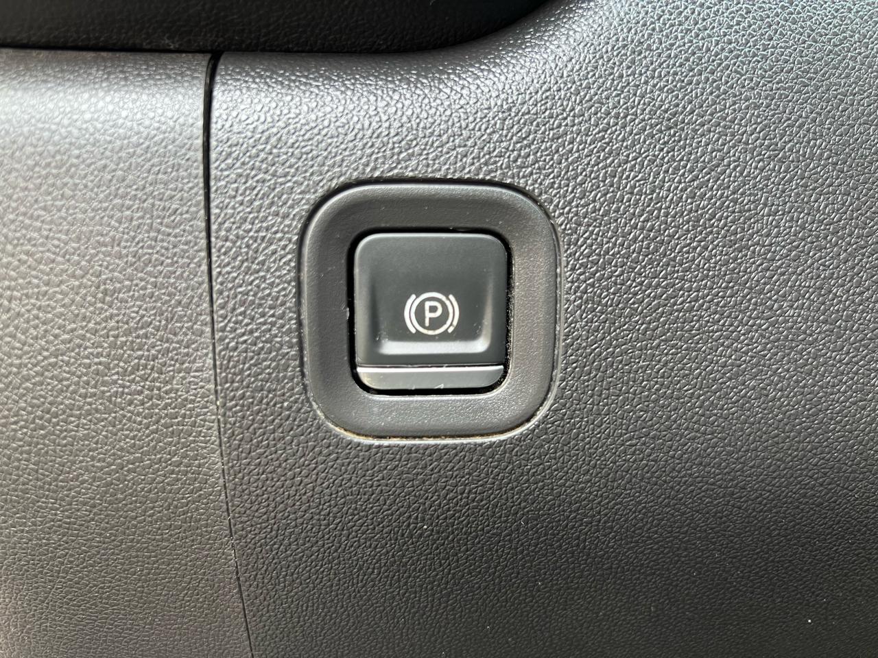 GMC Sierra 1500 Base Long Box 4WD 2020