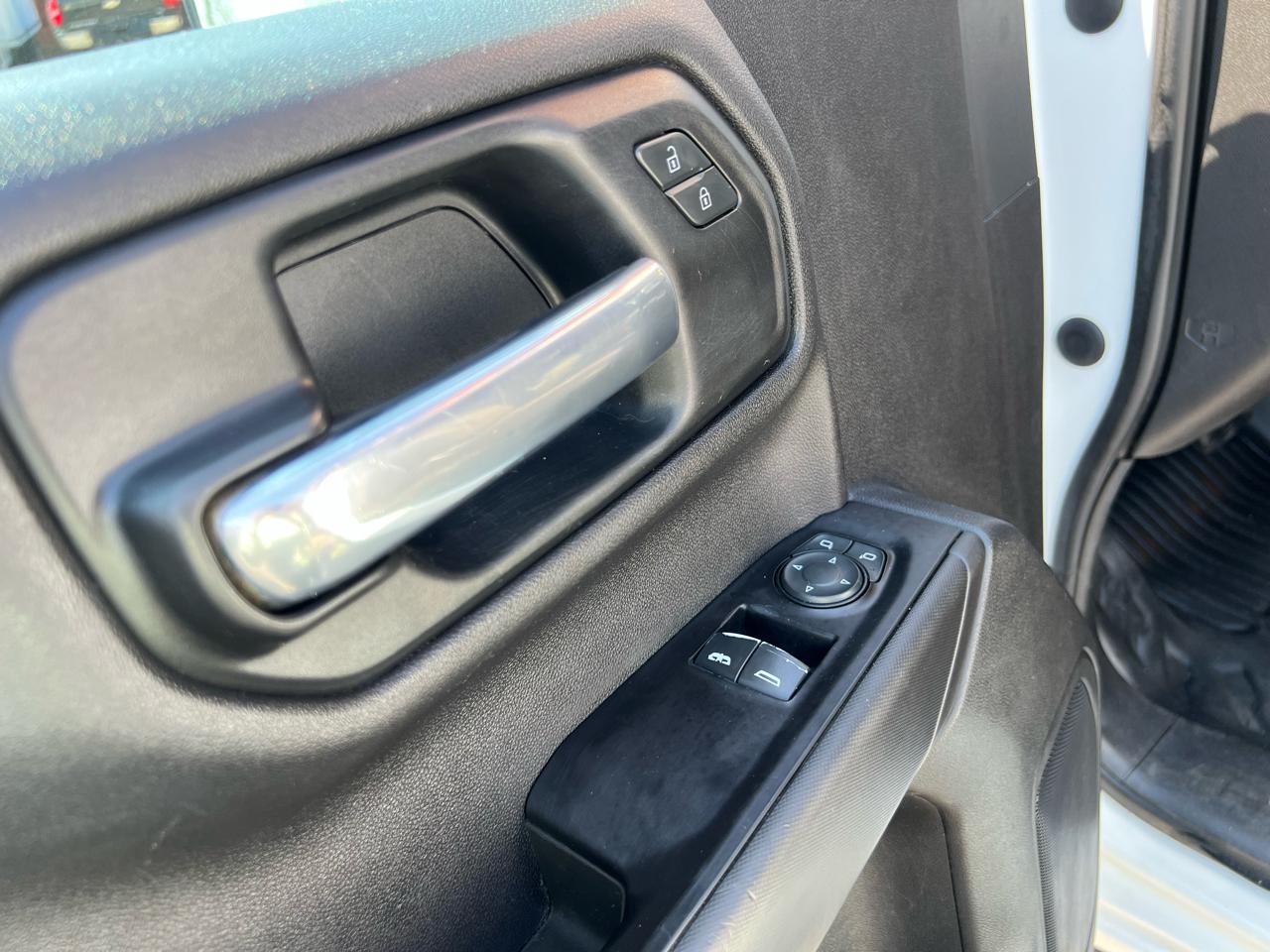 GMC Sierra 1500 Base Long Box 4WD 2020