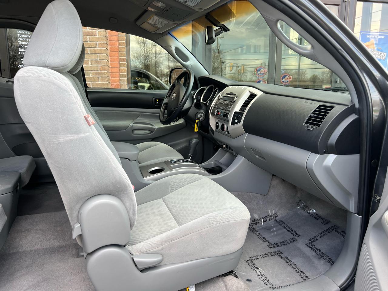 Toyota Tacoma Access Cab 2WD 2009