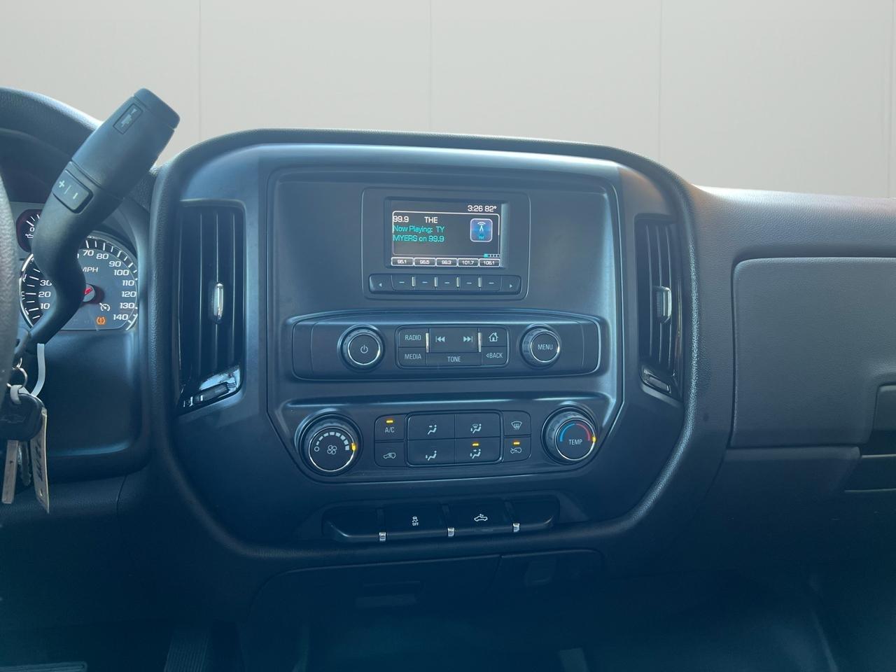 Chevrolet Silverado 1500 Work Truck Short Box 4WD 2016