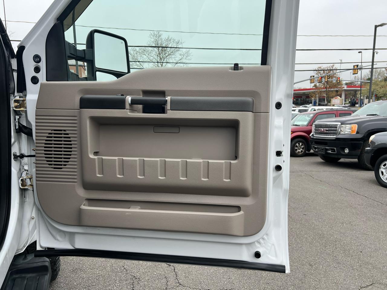 Ford F-350 SD XLT Crew Cab Long Bed 4WD 2008