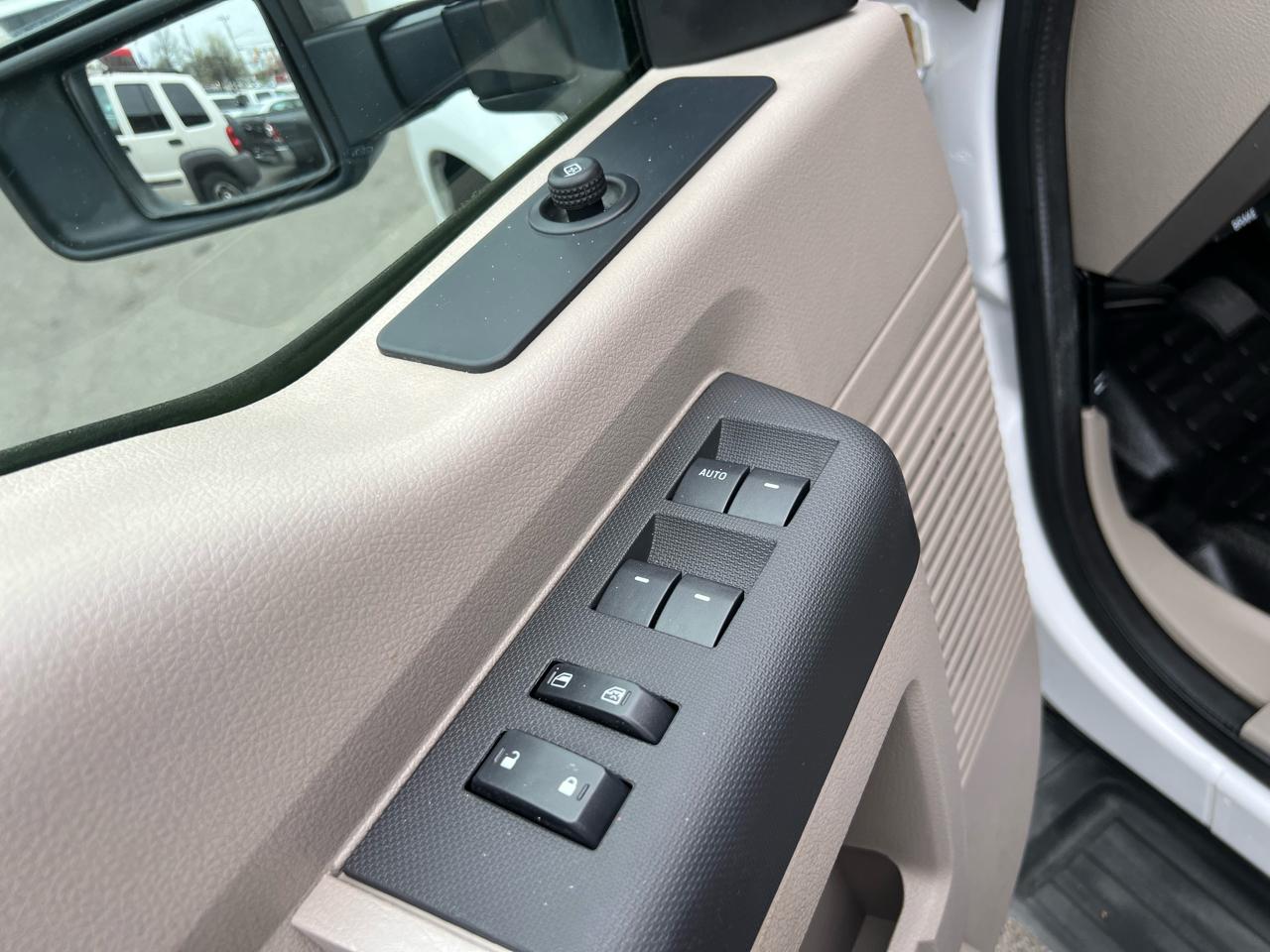 Ford F-350 SD XLT Crew Cab Long Bed 4WD 2008