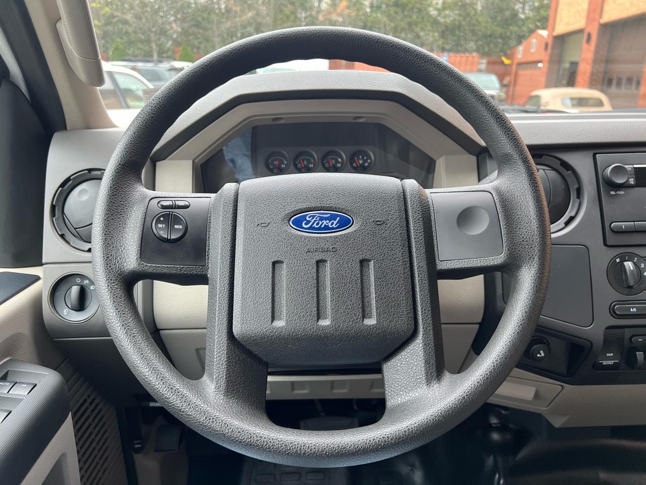 Ford F-350 SD XLT Crew Cab Long Bed 4WD 2008