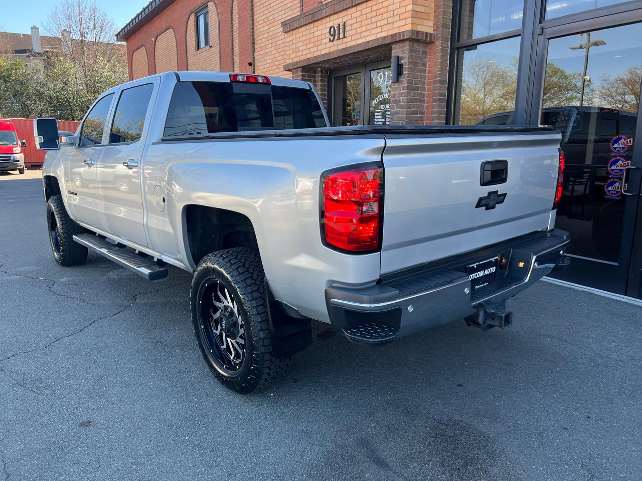 Chevrolet Silverado 2500HD LTZ Crew Cab Long Box 4WD 2015