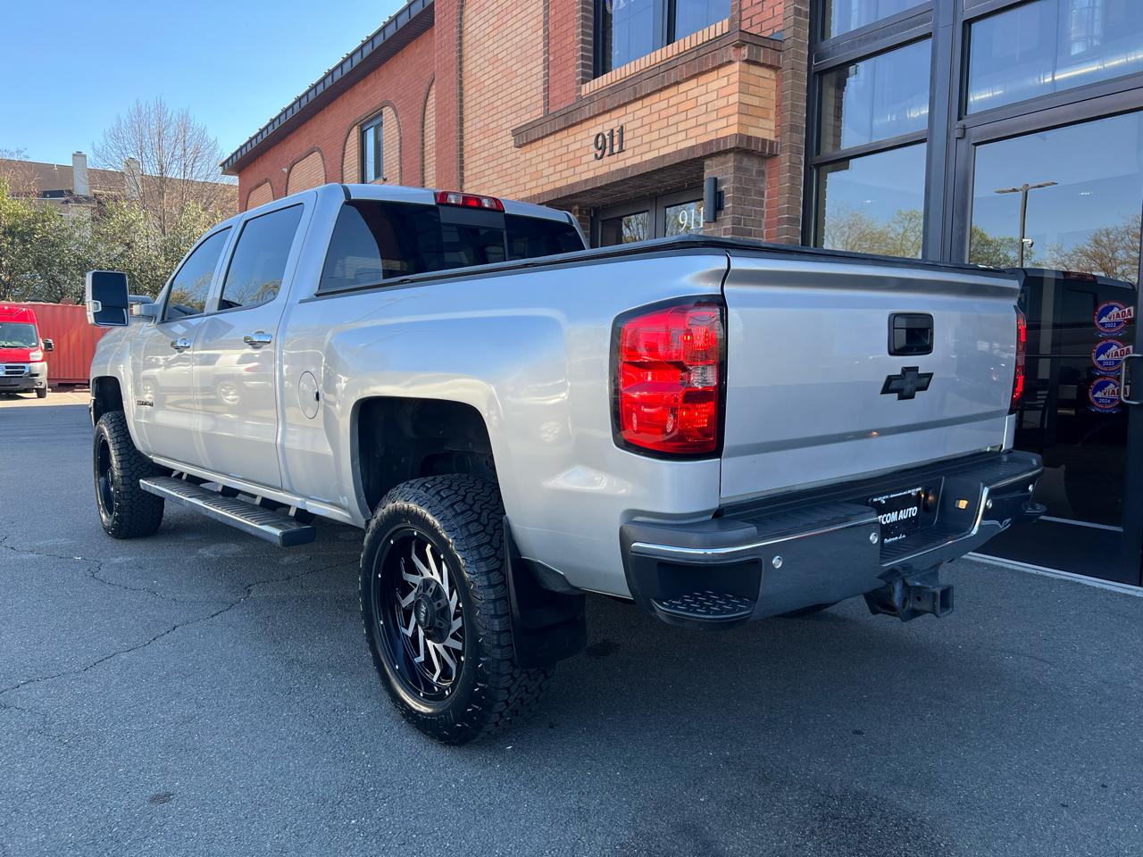 Chevrolet Silverado 2500HD LTZ Crew Cab Long Box 4WD 2015