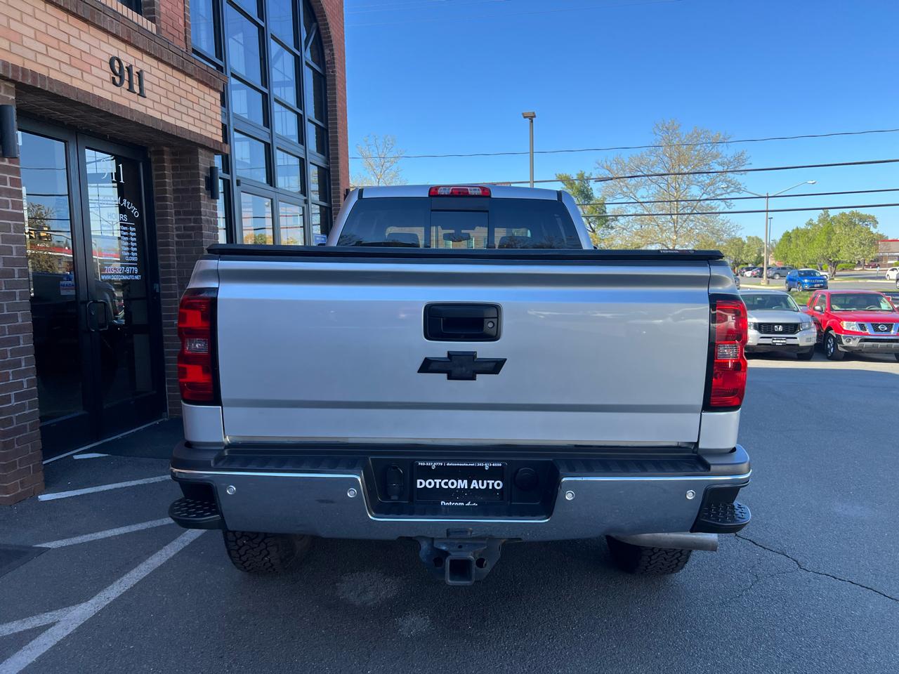 Chevrolet Silverado 2500HD LTZ Crew Cab Long Box 4WD 2015