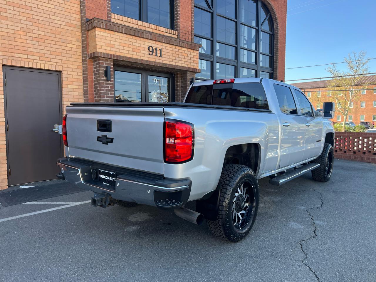 Chevrolet Silverado 2500HD LTZ Crew Cab Long Box 4WD 2015
